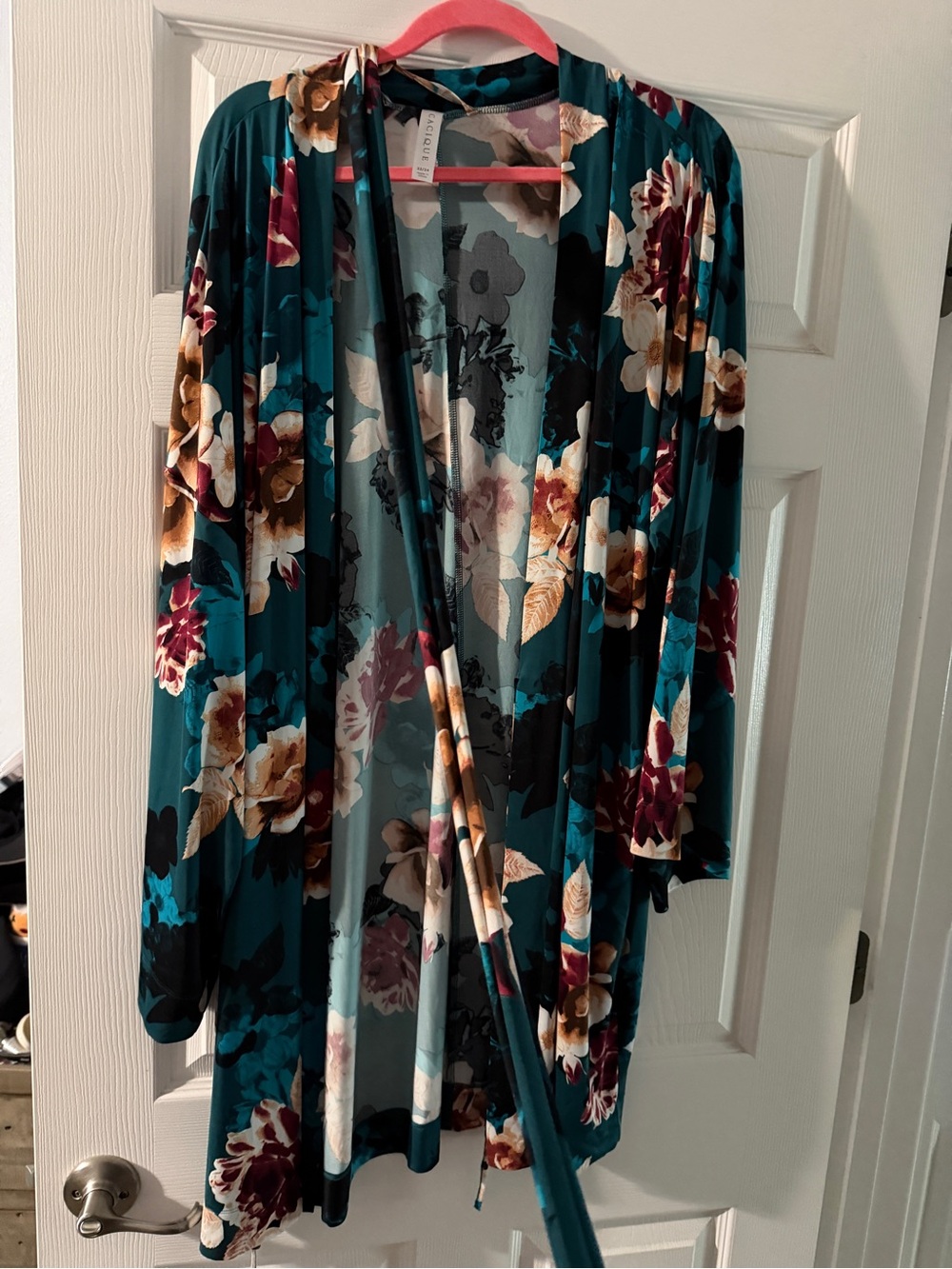 Cacique Robe - Picture 2 of 3